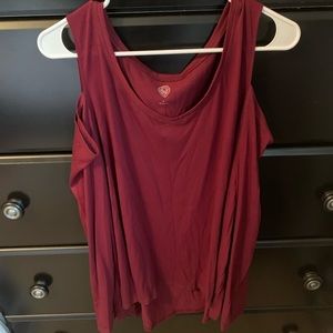 Cold-Shoulder Top!